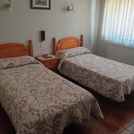 Hostal Puente Azud Avilés Exterior foto
