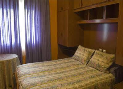 Hostal Puente Azud Avilés Exterior foto